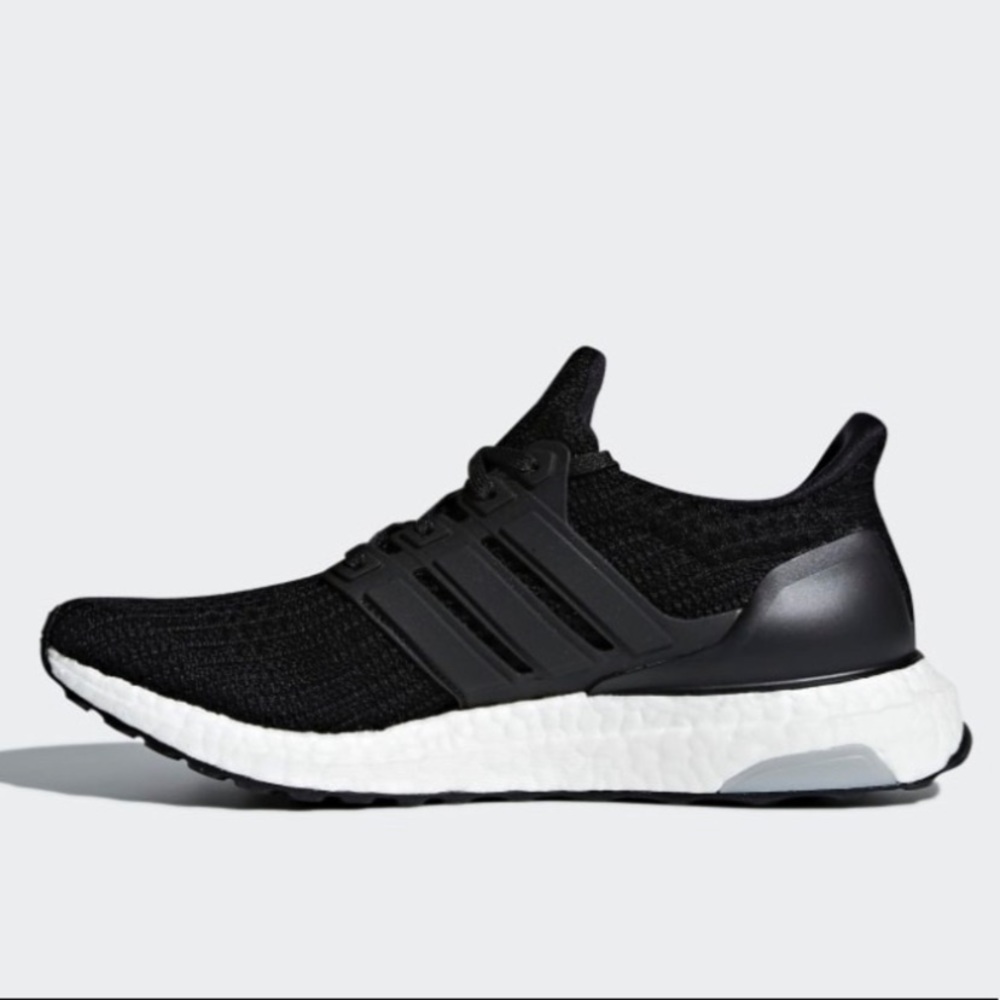 adidas UltraBOOST - Picture 4 of 7
